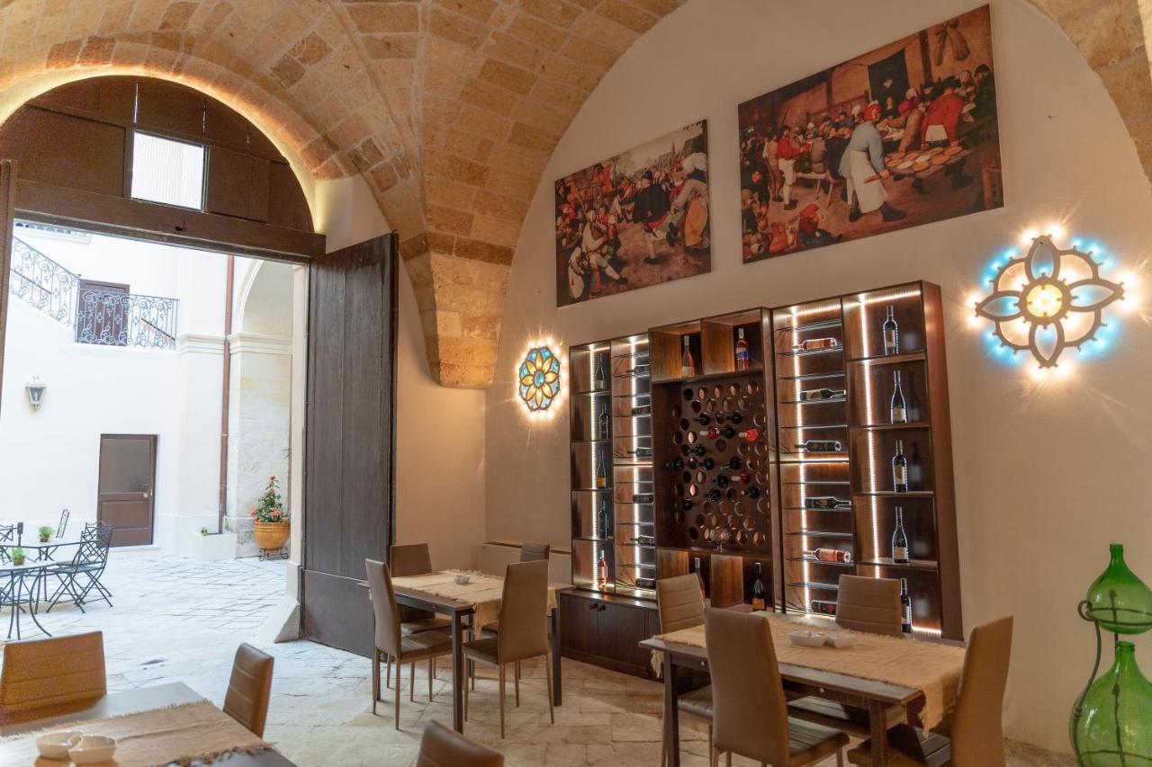 Il Cavaliere Al Borgo Antico Hotel Copertino Exterior photo
