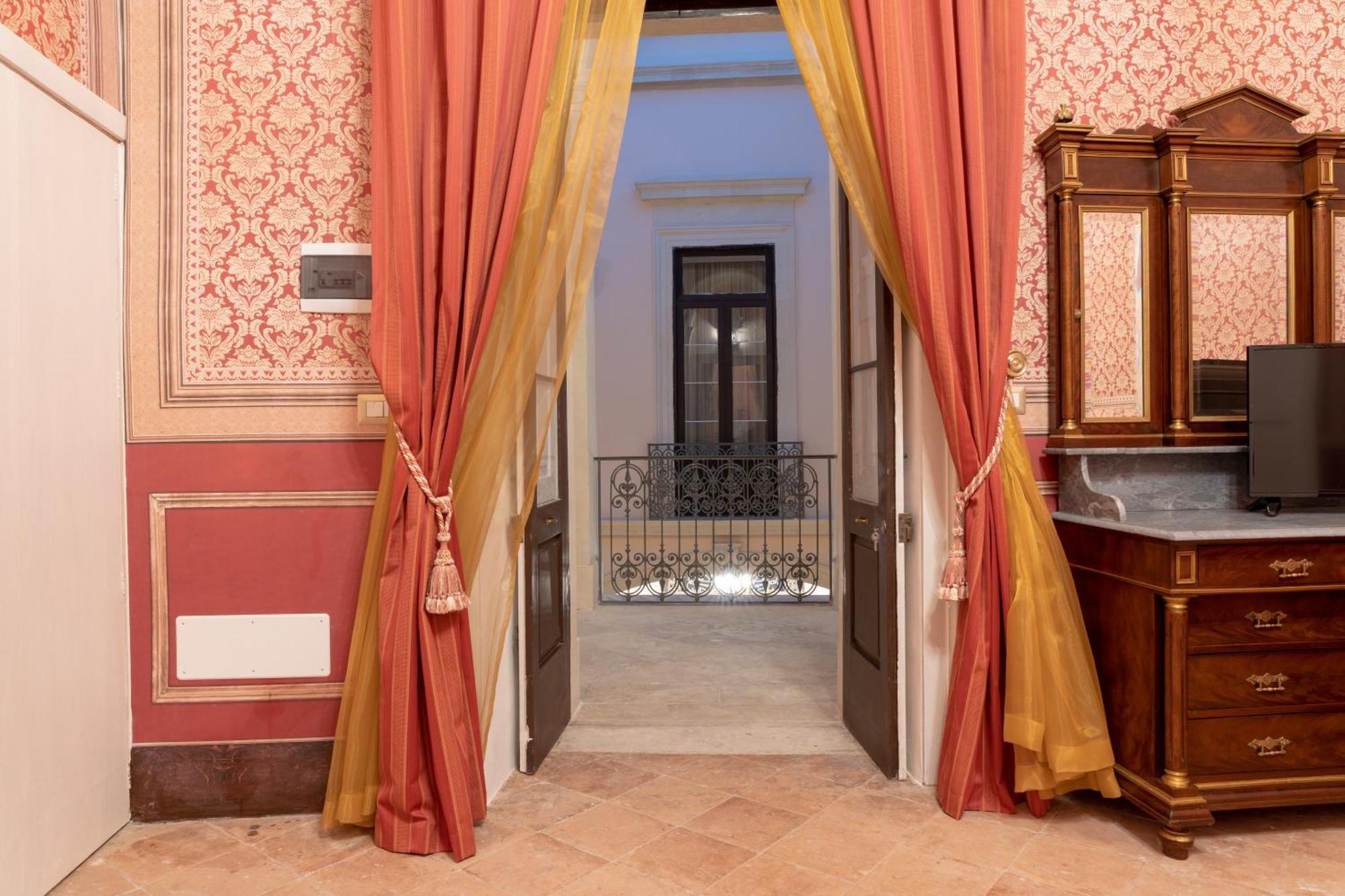 Il Cavaliere Al Borgo Antico Hotel Copertino Exterior photo